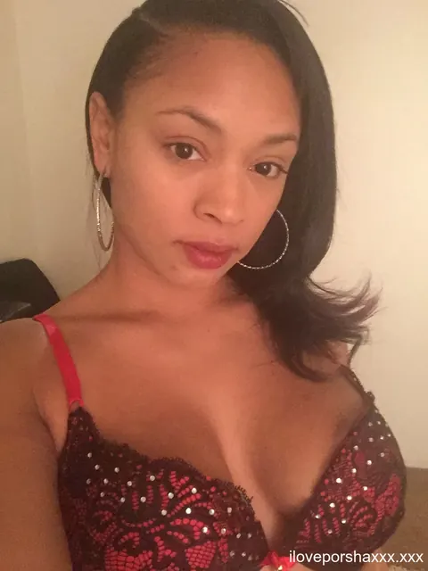 Porsha Carrera: Busty Latina in Lingerie Spreads for a Mirror Selfie – photo 17 of 17