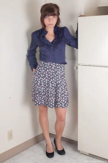 Short-Haired Woman Removes Her Skirt and Top to Reveal Hairy Holes
