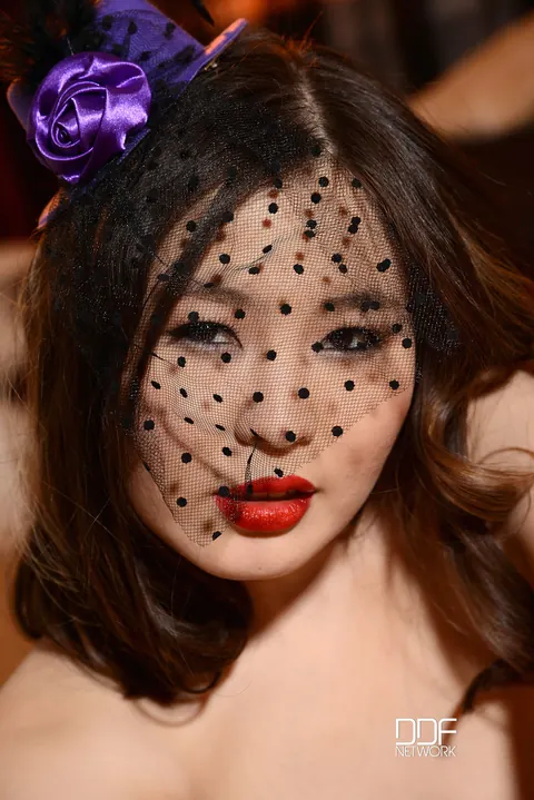 You Mi: Petite Asian Brunette with Glasses Spreads Her Pussy – photo 20 of 21