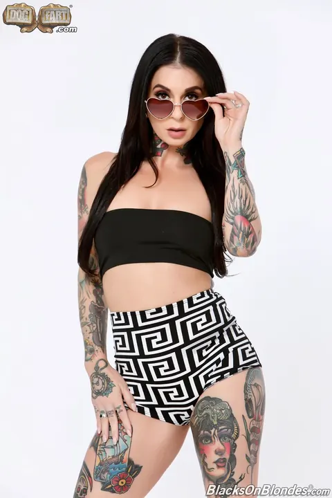 Joanna Angel: Tattooed Brunette MILF Takes BBC Anal in Glasses – photo 1 of 15