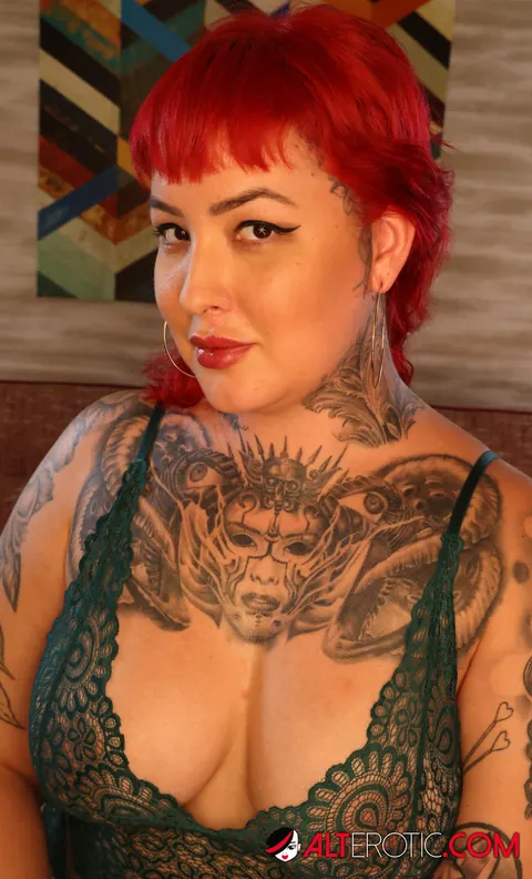 Thick Redhead with Big Tits Strips Off Her Lingerie and Spreads Her Legs – photo 1 of 16