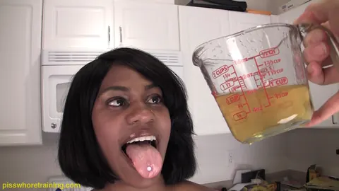 Lexi Lohan: Ebony Blonde in Shorts Pisses in a Measuring Cup in the Kitchen – photo 15 of 15