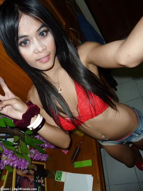 Thai Trans Woman Poses Nude in High Heels – photo 2 of 16
