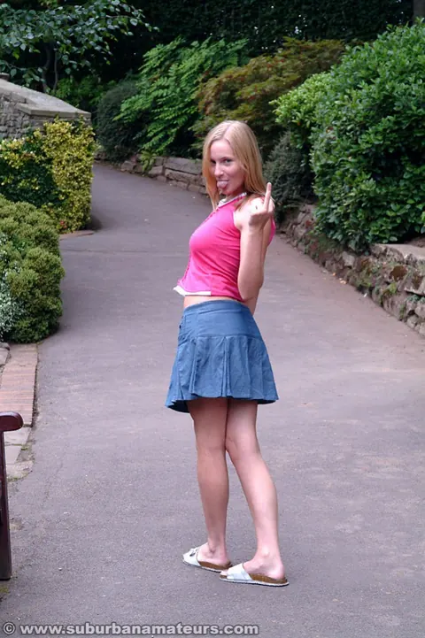 All Ruth: British Babe with Big Tits Spreads Her Pussy in the Forest – photo 4 of 21