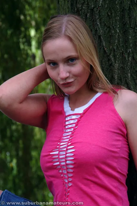 All Ruth: British Babe with Big Tits Spreads Her Pussy in the Forest – photo 7 of 21