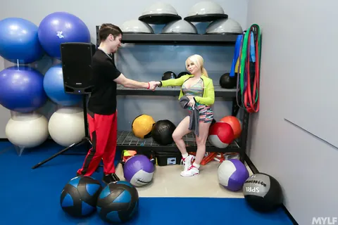 Nikki Delano: Blonde Latina MILF Gets Fucked in the Gym – photo 7 of 21