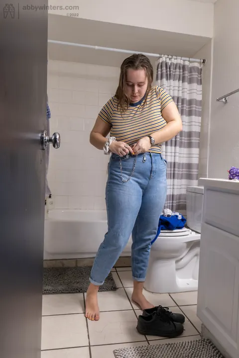 Brunette PAWG Poses in Panties and Jeans – photo 12 of 20