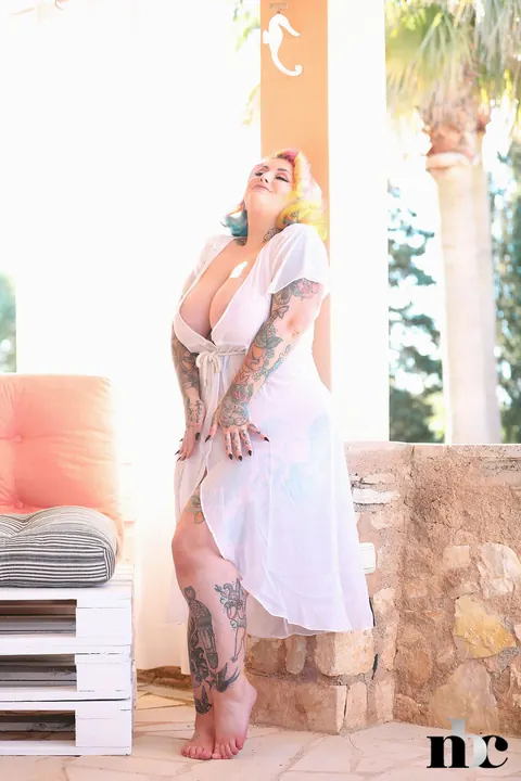 Galda Lou: Blonde BBW Strips and Poses Doggy Style Outdoors – photo 10 of 21