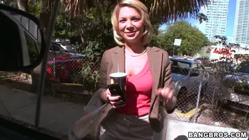 Blonde MILF Sucks and Rides Outdoors for a Facial