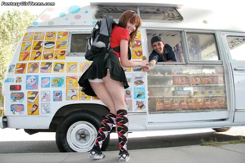 Beaue Marie: Redhead Eats Ice Cream Then Fucks Driver in the Car – photo 6 of 13