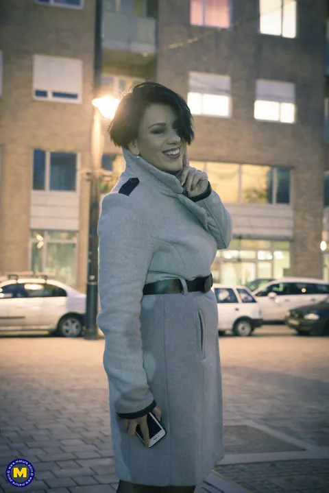 Aisha Bahadur: Busty Czech MILF Flashes Stockings and Boots in Public – photo 3 of 20