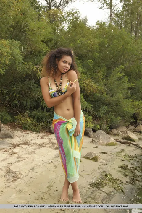 Sara Nicole: Ebony Brunette Spreads Her Pussy in a Thong on the Beach – photo 9 of 18