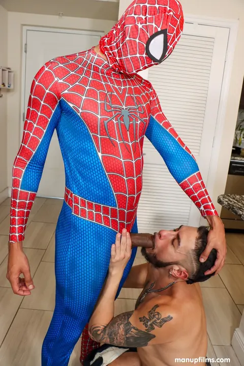 Two Men Kiss and Fuck Bareback Together – photo 20 of 21