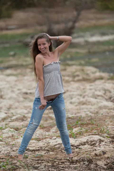Mika A: Brunette Strips Off Her Jeans and Spreads Her Pussy Outdoors – photo 7 of 21