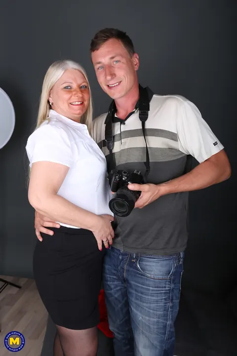 Curvy German MILF in a Skirt and Pantyhose Sucks Cock – photo 7 of 21