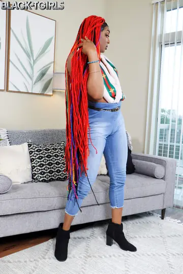 Thick Ebony Trans Woman Strips Out of Her Jeans