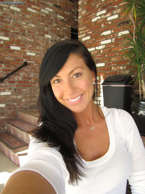 Tiffany Brookes: Brunette Gets Dolled Up for Outdoor Group Sex – photo 4 of 18