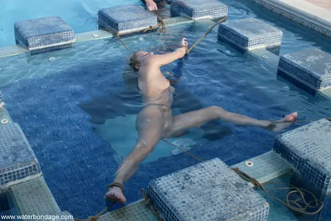 Jenny Lee: Tall Brunette MILF Bound in Bondage Restraints by the Pool – photo 1 of 20