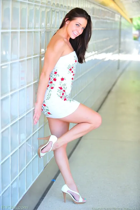 Gracie Glam: Brunette Shows Her Shaved Pussy in a Short Dress and Heels Outdoors – photo 7 of 21