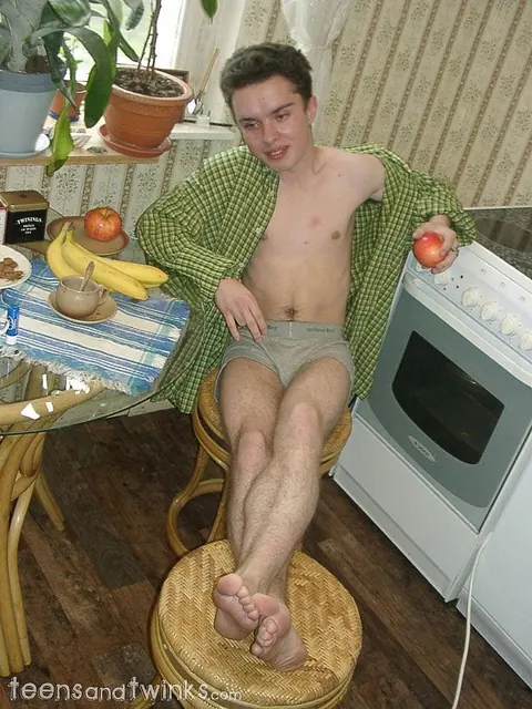 Hairy Man Undresses and Displays His Small Cock – photo 4 of 21