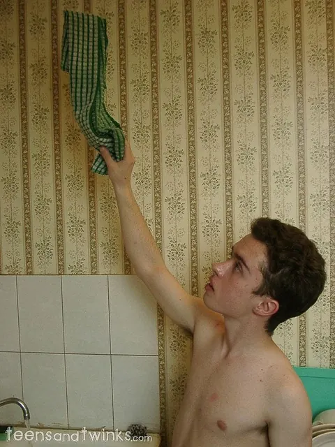 Hairy Man Undresses and Displays His Small Cock – photo 11 of 21