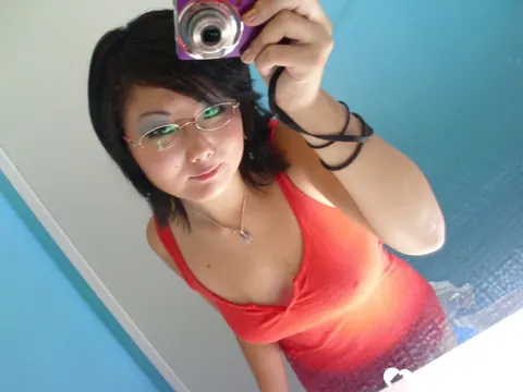 Asian Babe with Big Tits Snaps Mirror Selfies in the Bathroom – photo 7 of 20