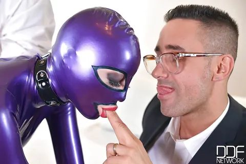 Latex Lucy: Busty Blonde in Latex Takes Toys and Cock in a Threesome – photo 5 of 16