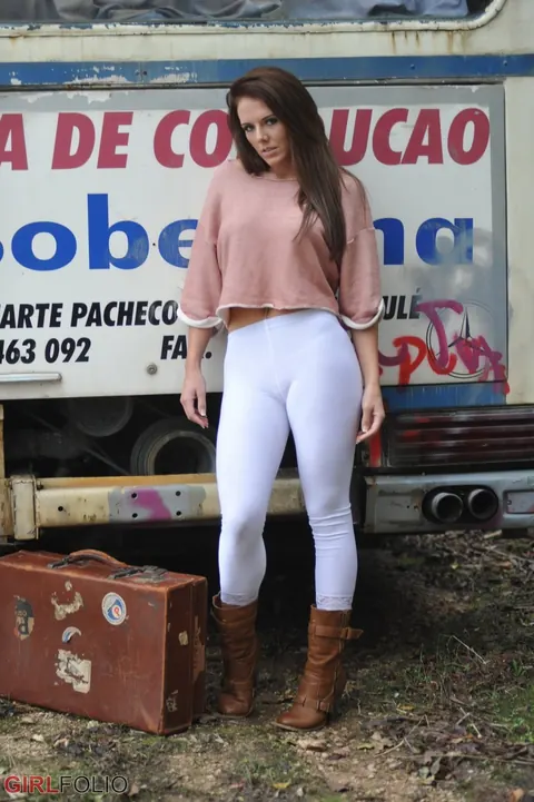 Jennifer Nexus: British Brunette Flashes Her Big Tits Near a Bus – photo 1 of 12