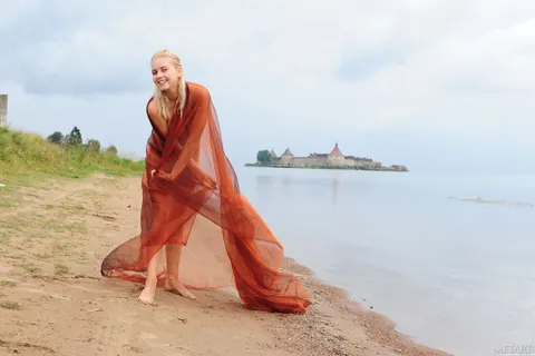 Blonde with Big Tits Spreads Her Hairy Pussy on the Beach – photo 4 of 21