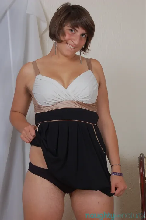 Zooey Milah: Brunette Amateur Bares Her Big Tits and Hairy Pussy – photo 3 of 21
