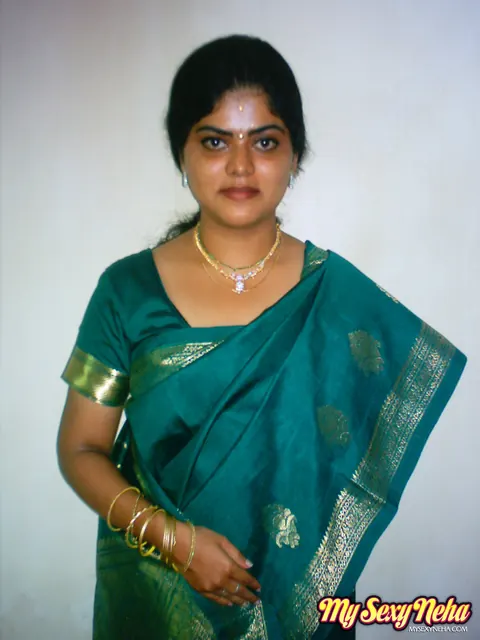 Thick Indian Woman Strips Out of Her Lingerie on the Bed – photo 6 of 15