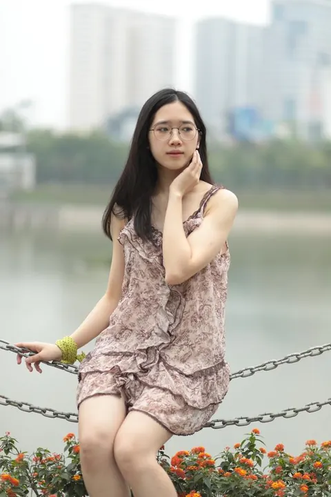 Petite Asian Woman Lifts Her Short Dress Outdoors – photo 8 of 20