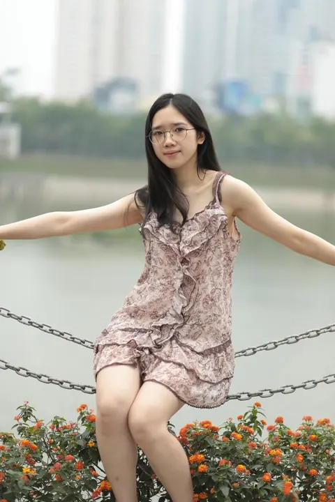 Petite Asian Woman Lifts Her Short Dress Outdoors – photo 1 of 20