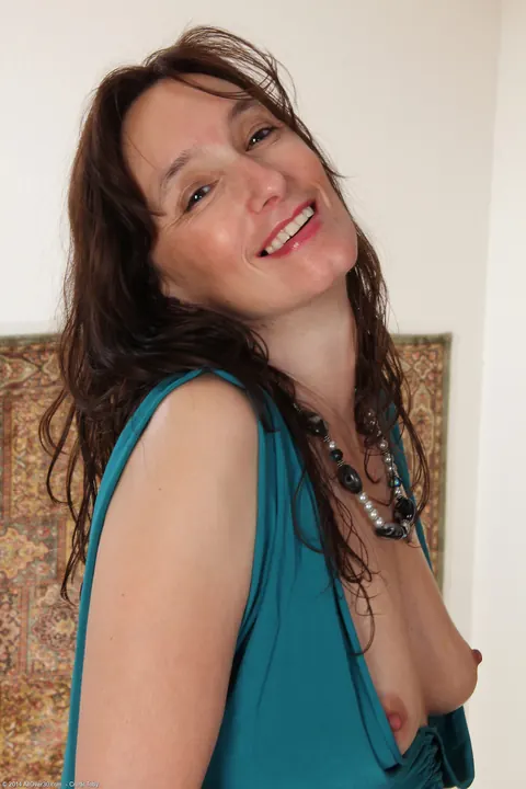 Celeste Carpenter: Brunette MILF Strips Out of Her Skirt in Heels and Spreads – photo 9 of 21