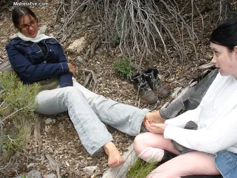 Sybil Hawthorne: Busty Brunette MILF in Boots and Jeans Gets Feet and Pussy Licked Outdoors – photo 6 of 12