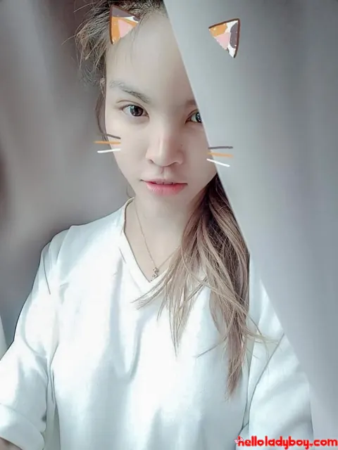 Busty Asian Trans Woman Poses Nude for Selfies – photo 10 of 20