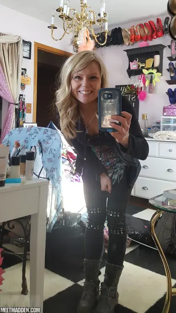 Meet Madden – Slim Blonde MILF Strips for Mirror Selfies in Boots