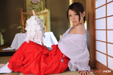 Anna Kirishima: Busty Japanese Brunette Strips Nude in Socks – photo 3 of 15