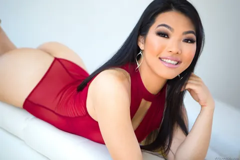 Nari Park: Asian Brunette in a See-Through Bodysuit and Lingerie Spreads Her Legs – photo 8 of 10