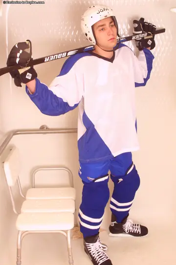 Athletic Guy Sheds His Sports Uniform and Strokes in the Bathroom