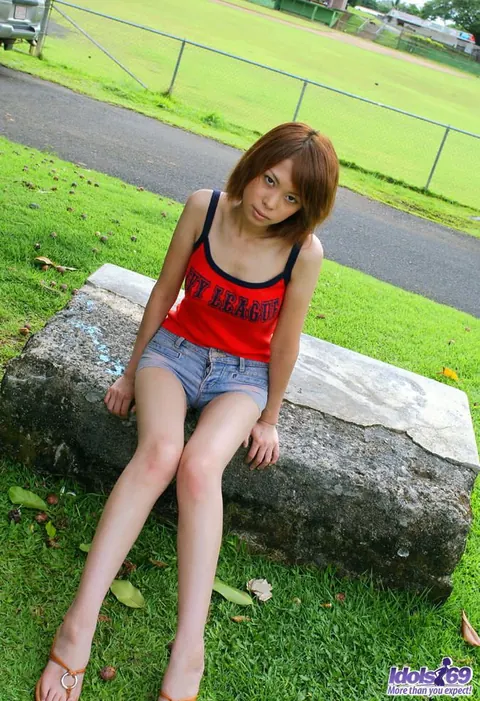 Minami Aikawa: Slim Japanese Redhead Shows Hairy Muff and Natural Tits Outdoors – photo 13 of 16