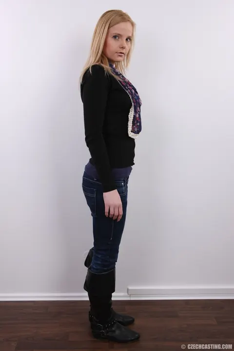 Czech Blonde Strips Out of Her Jeans and Thong for Her Debut – photo 3 of 20