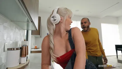 Delilah Day: Tattooed Blonde Gives a Handjob Before Anal in the Kitchen – photo 6 of 21