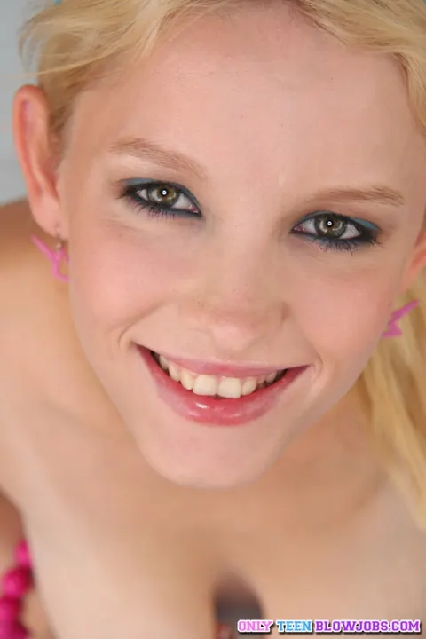Missy Mae: Petite Blonde Strips to Show Her Big Natural Tits – photo 16 of 17