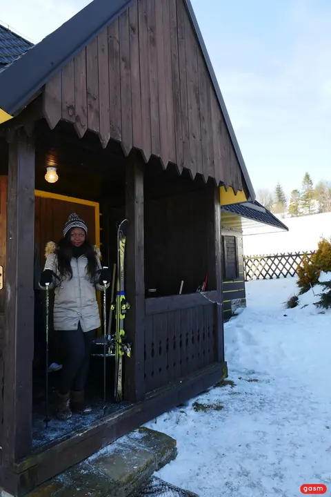 Sunny Star: Ebony Brunette Models a Ski Outfit in the Snow – photo 15 of 15