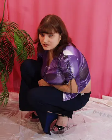BBW Redhead in Heels Squats and Spreads Her Hairy Pussy