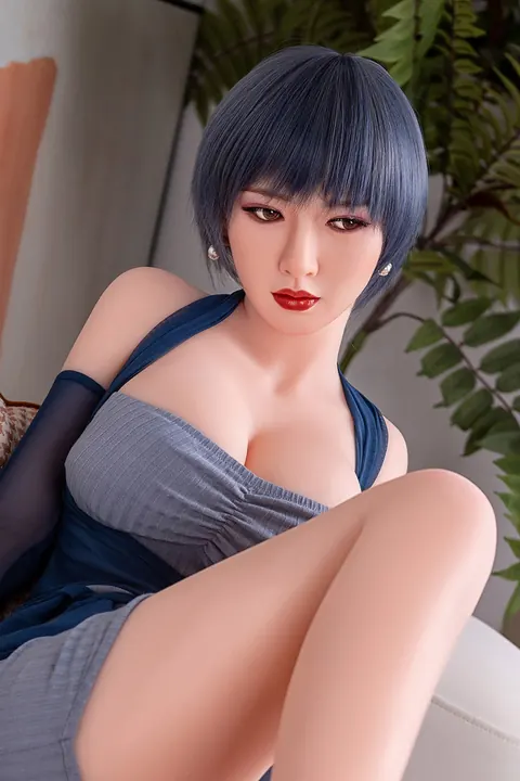 Busty Asian Woman Flashes Her Tits and Round Ass – photo 2 of 21
