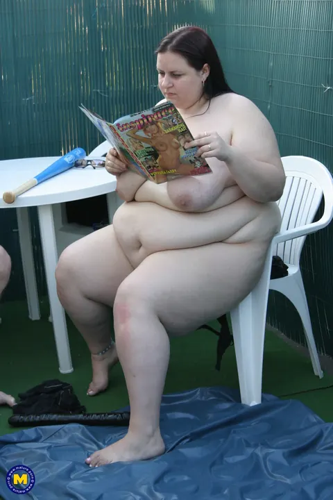 Mature European BBW Plays with a Dildo and Spreads Outdoors – photo 18 of 20
