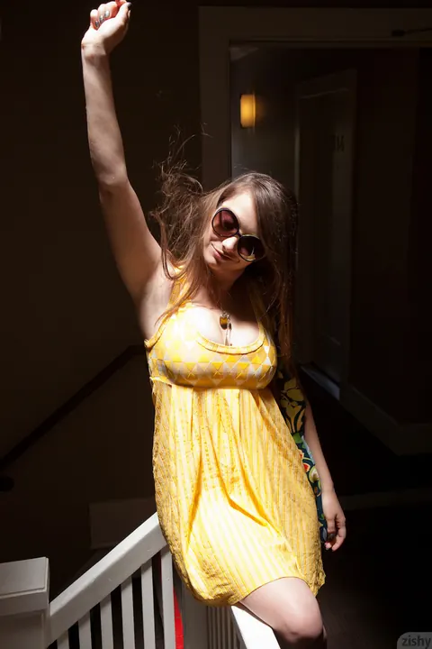 Rachel Snowflake: Busty Brunette in Glasses Flashes Her Shaved Pussy Outdoors – photo 2 of 11