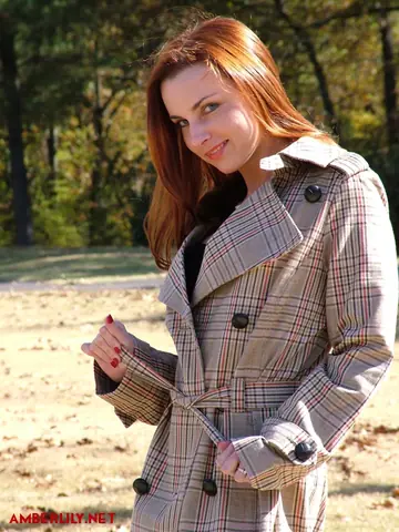 Redhead MILF Flashes Her Hairy Pussy Outdoors in Stockings